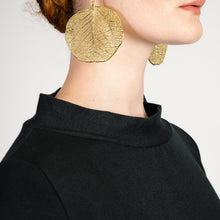 Load image into Gallery viewer, BLACK Top