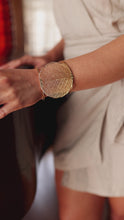 Load and play video in Gallery viewer, Cerrado Leaf Cuff