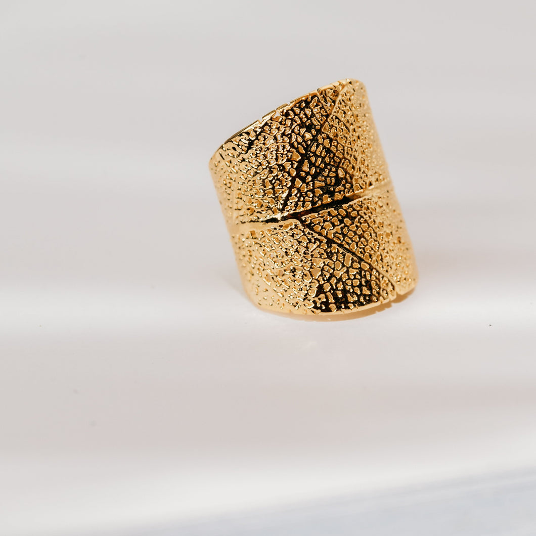 Magnolia Ring